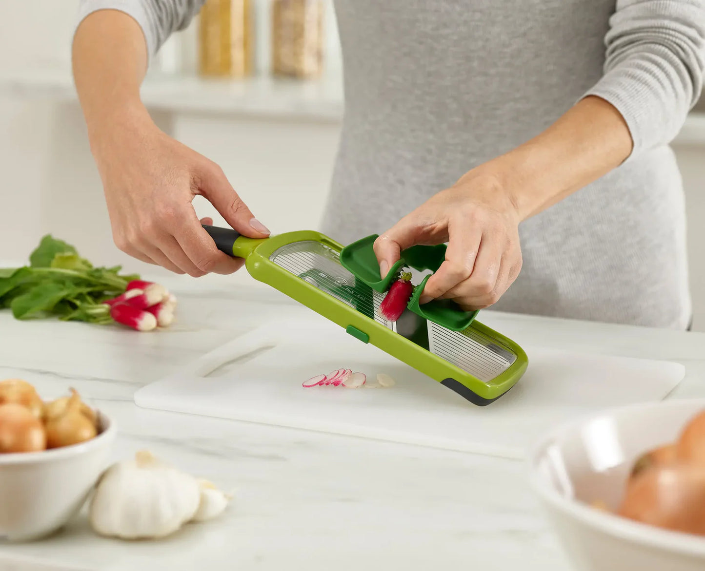 Multi-Grip Mandoline