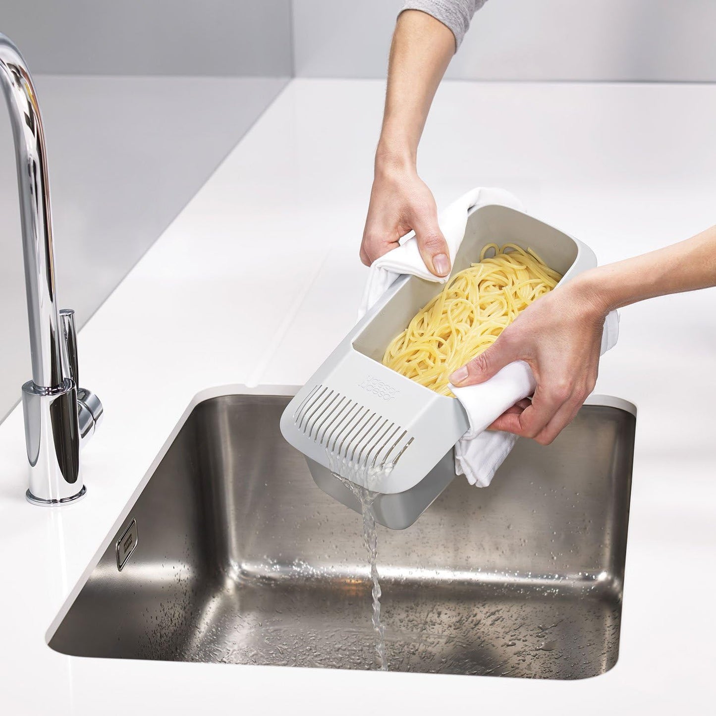 M-Cuisine Microwave Pasta Cooker - Stone/Orange