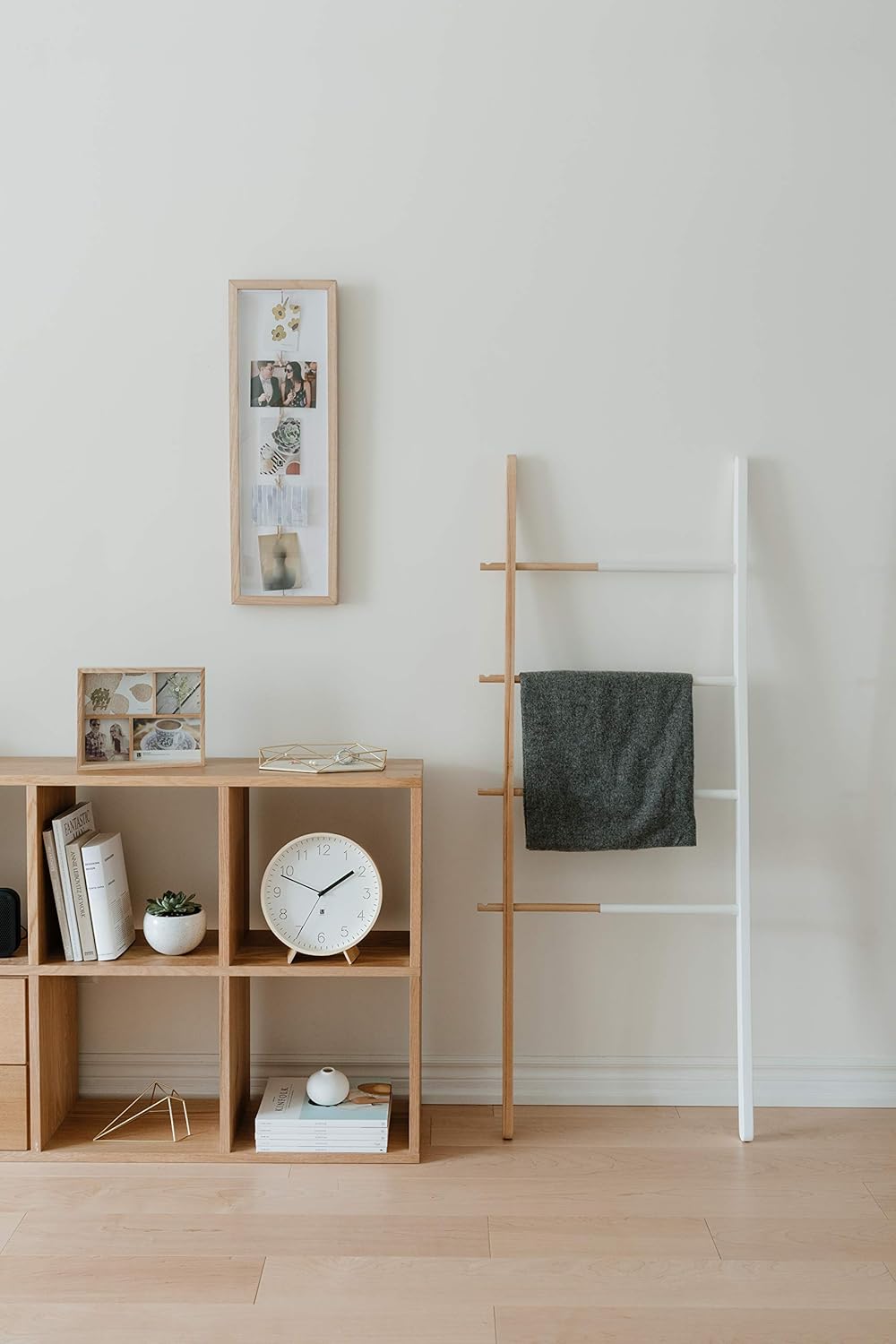 Matrix Photo Display 5x7" - Mint Green