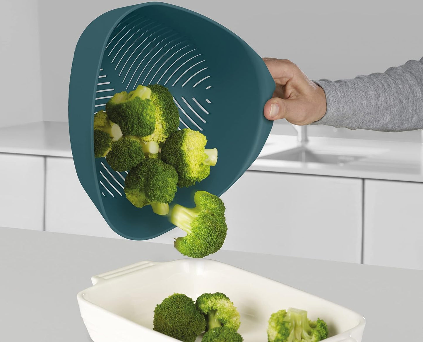 Duo Triangular Colander - Dark Opal
