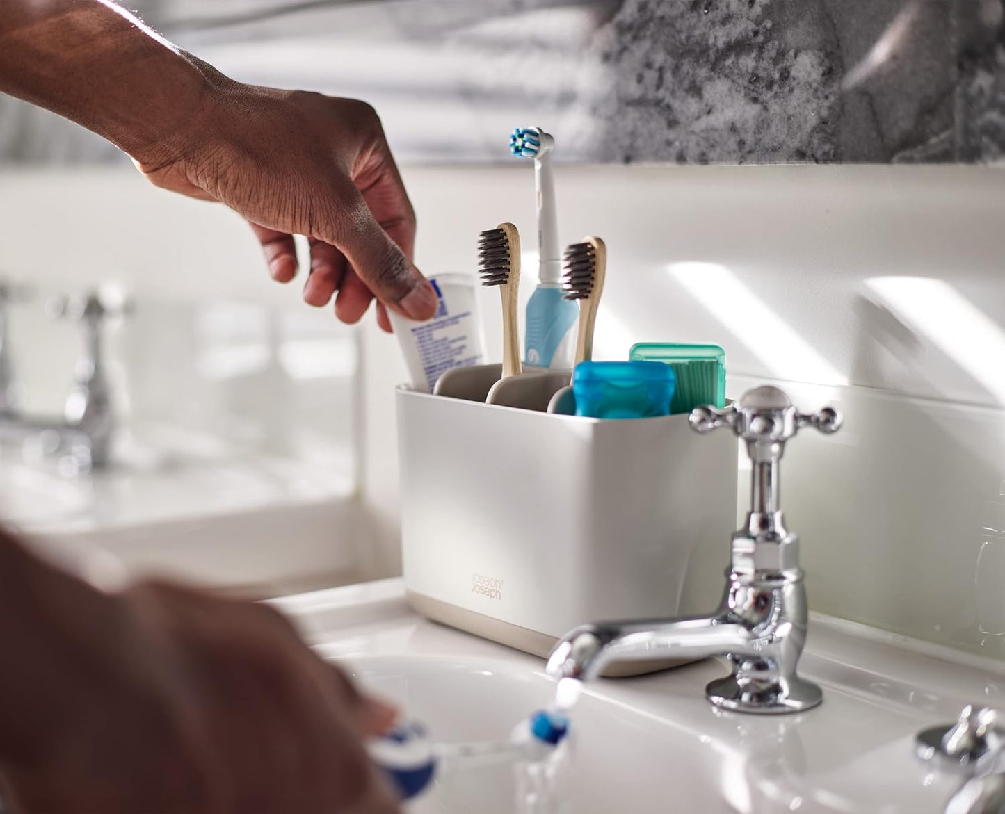 Easystore Large Toothbrush Caddy - Ecru