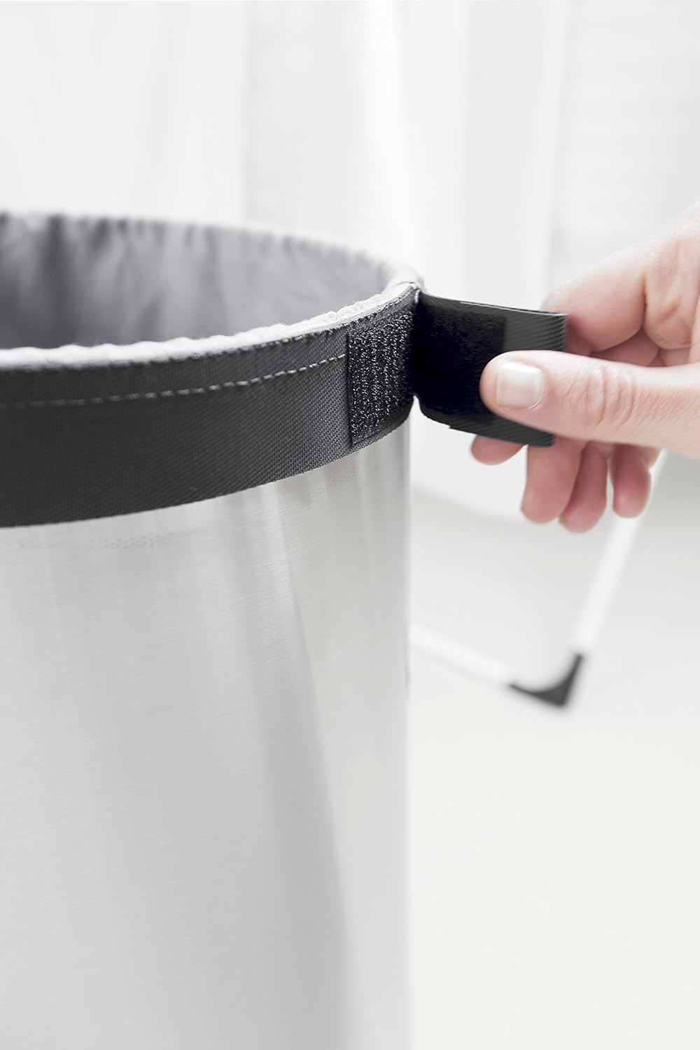 Laundry Bin 60 Litre - Matt Steel/Metal Lid