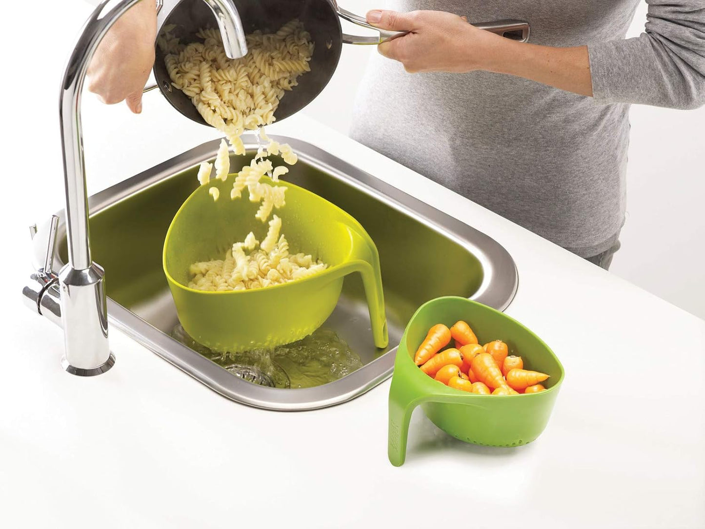 Nest 2-Piece Colander Set
