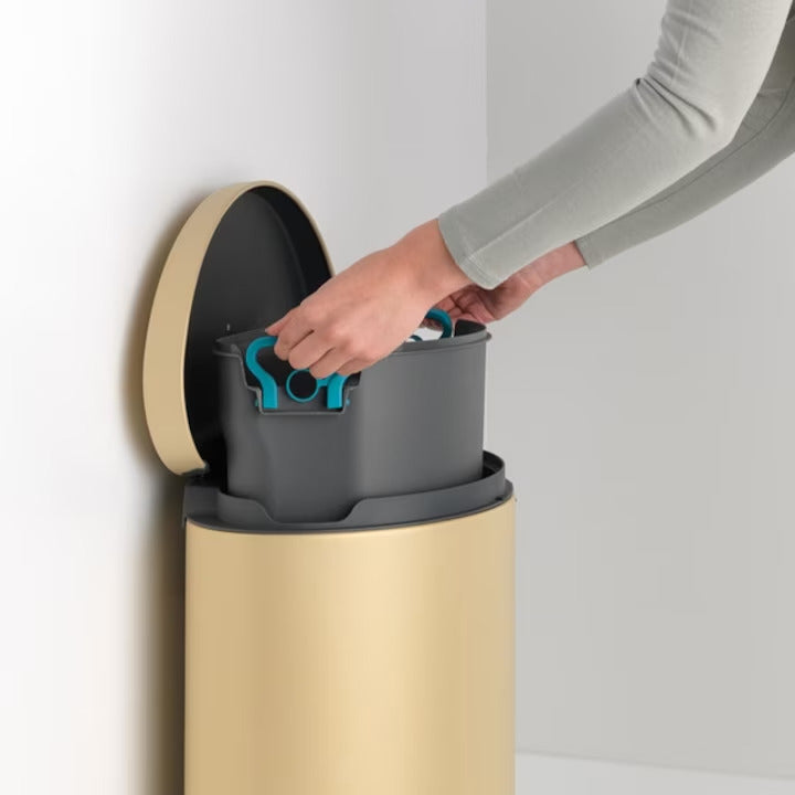 Pedal Bin Silent Flatback+ 30 Litre - Mineral Golden Beach