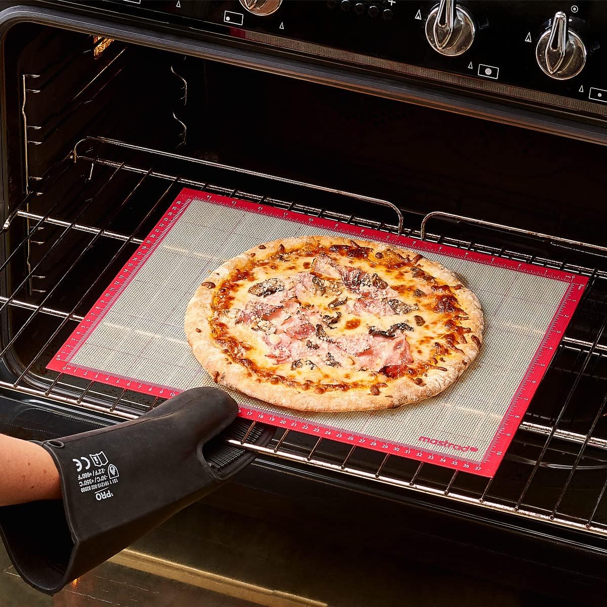 Largy Pastry Mat 30x40cm - Red Translucent