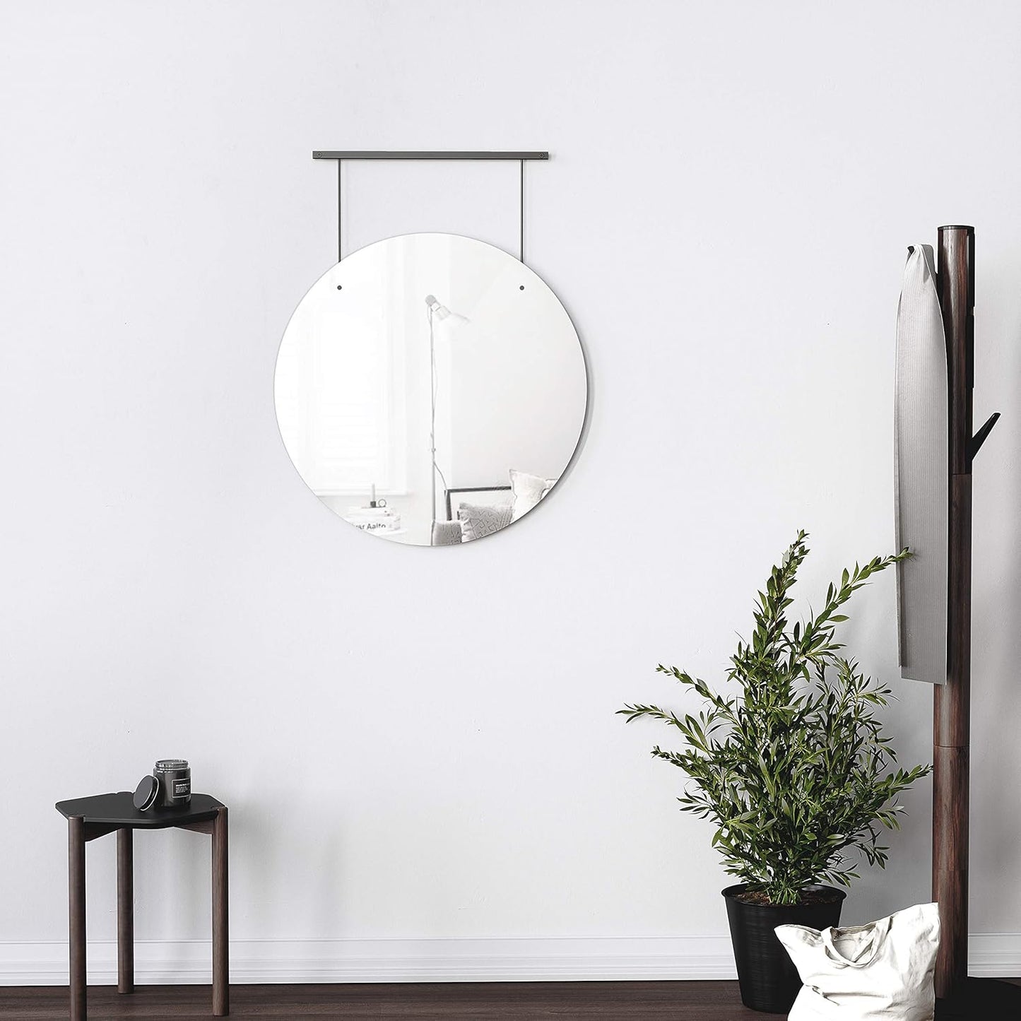 Exhibit Mirror 24" - Black