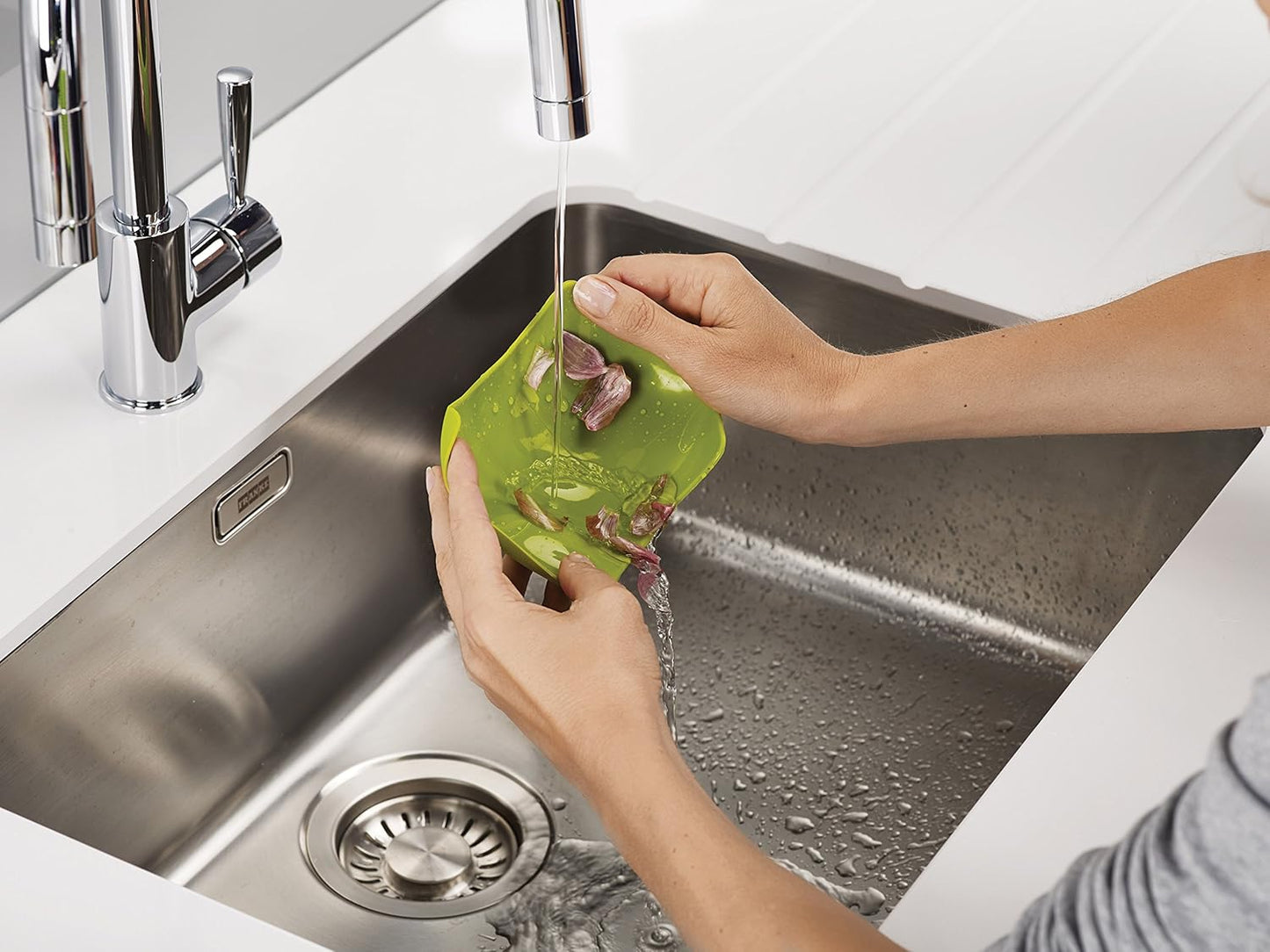 Scroll Garlic Peeler - Green