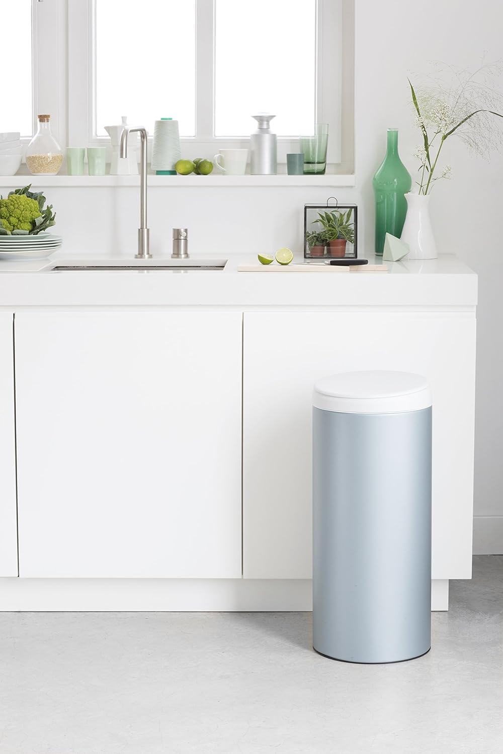 Flipbin 30 Litre - Metallic Mint/Light Grey Lid
