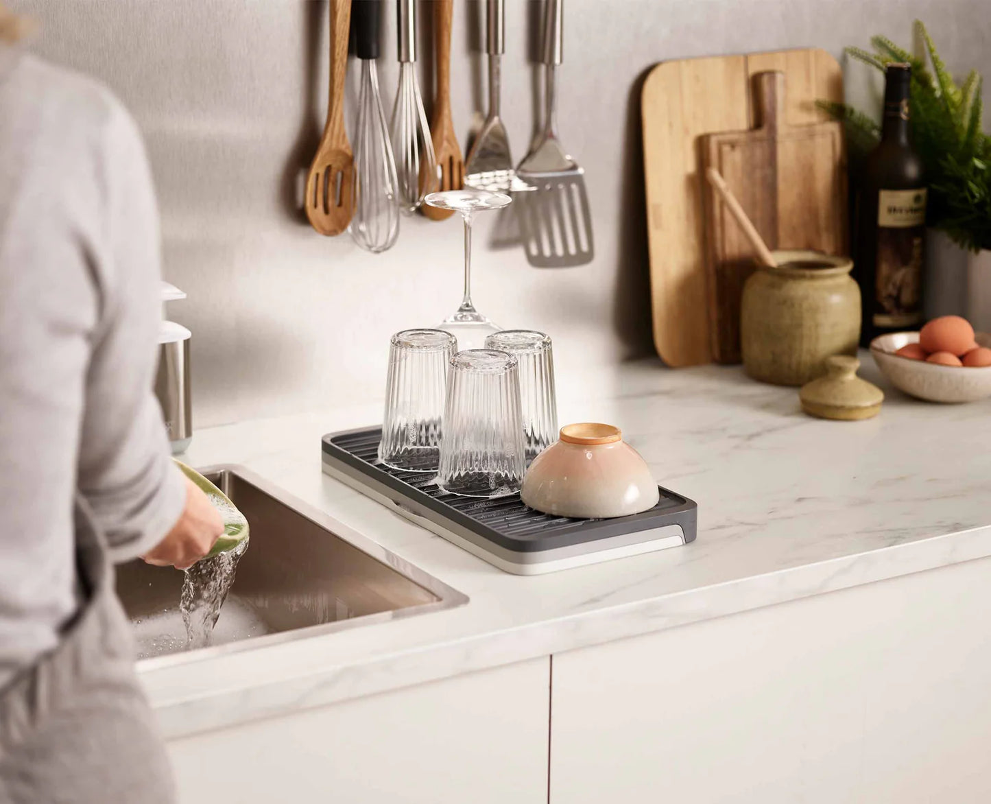 Tier Expandable Draining Mat - Grey