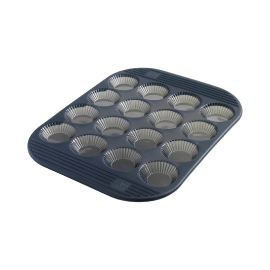 16 Fluted Mini Tarlet Baking Pan - Grey Translucent