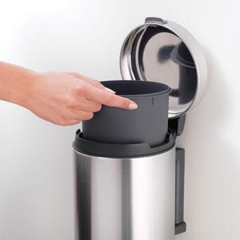 NewIcon Wall Mounted Bin Silent 3 Litre - Brilliant Steel