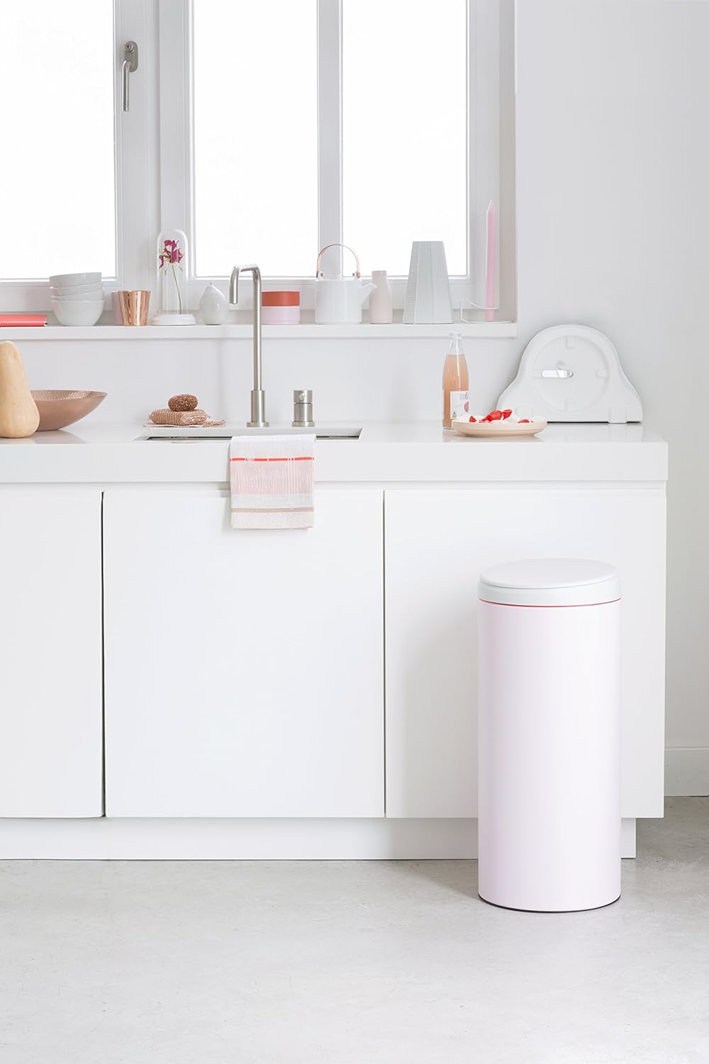 Flipbin 30 Litre - Mineral Pink/Light Grey Lid
