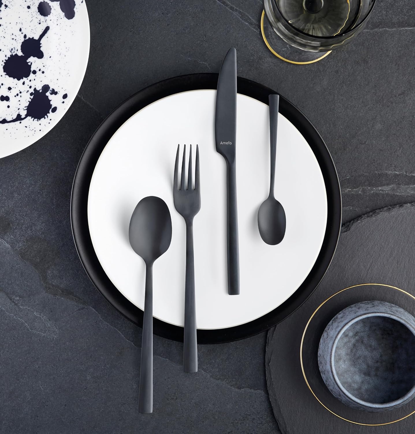 Manille (16 Pieces Cutlery Set) - Black