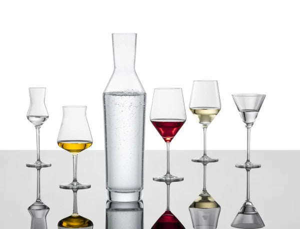 Basic Bar Selection Water Carafe