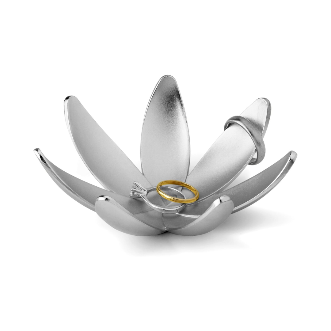 Magnolia Ring Holders