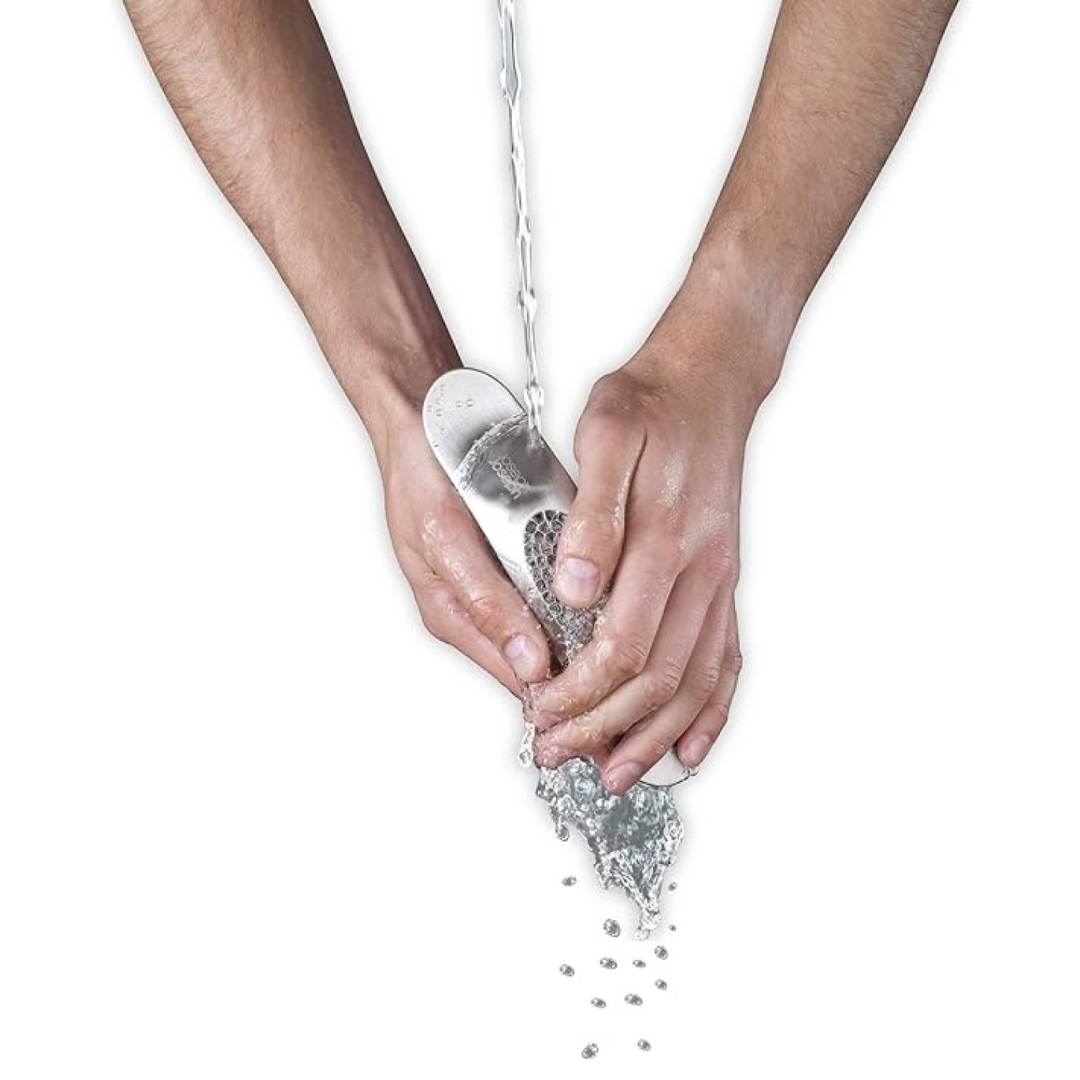 Rocker Garlic Crusher - Zinc