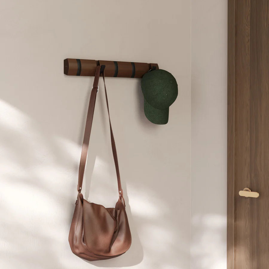 Flip 5 Hook - Walnut/Black